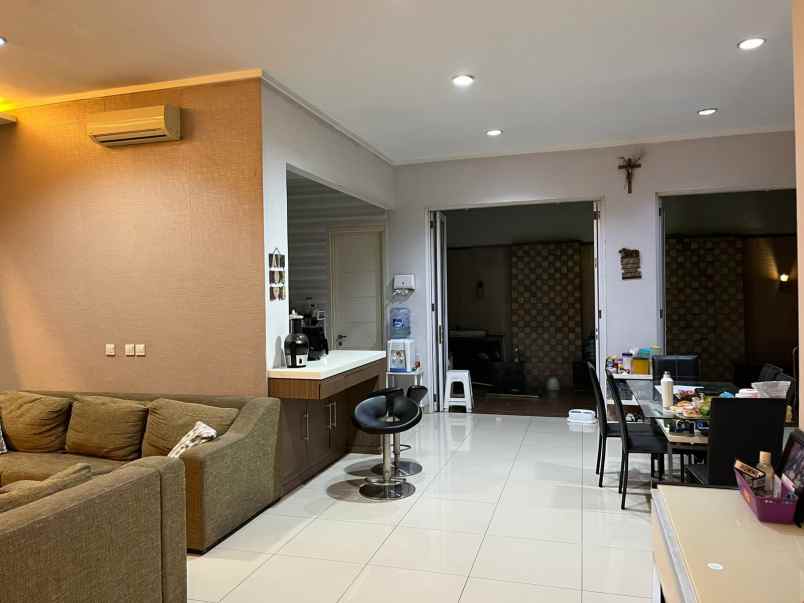 dijual rumah grand orchard kelapa