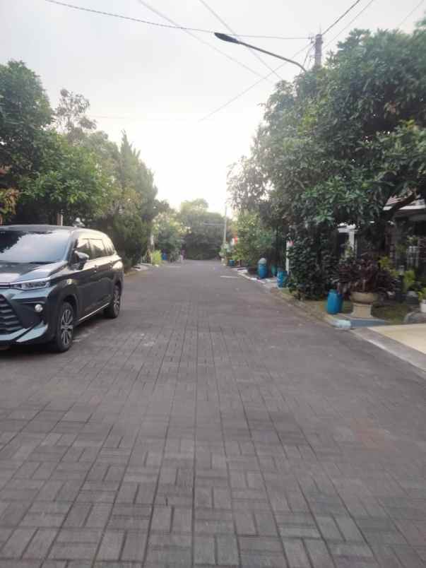 dijual rumah grand sharon residence