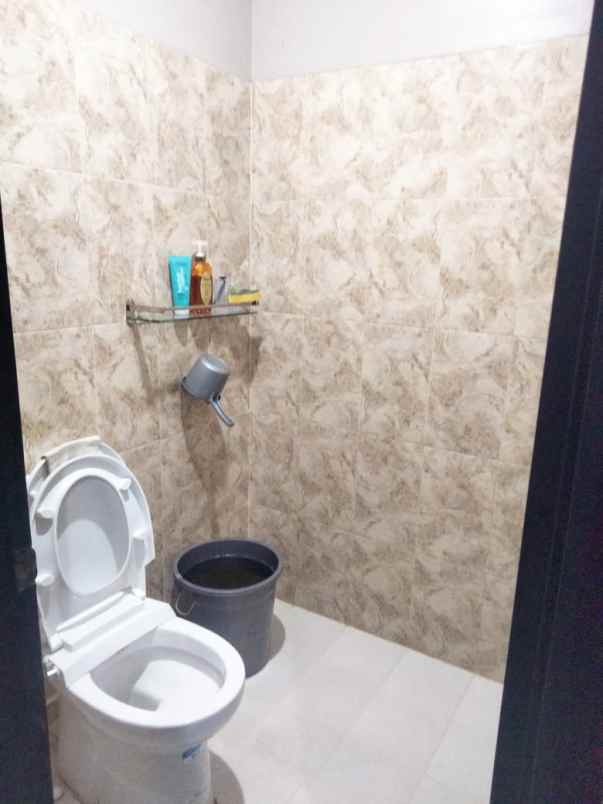 dijual rumah grand sharon residence