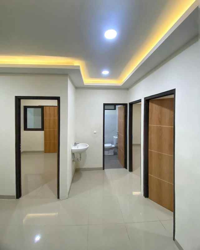 dijual rumah griya cihanjuang