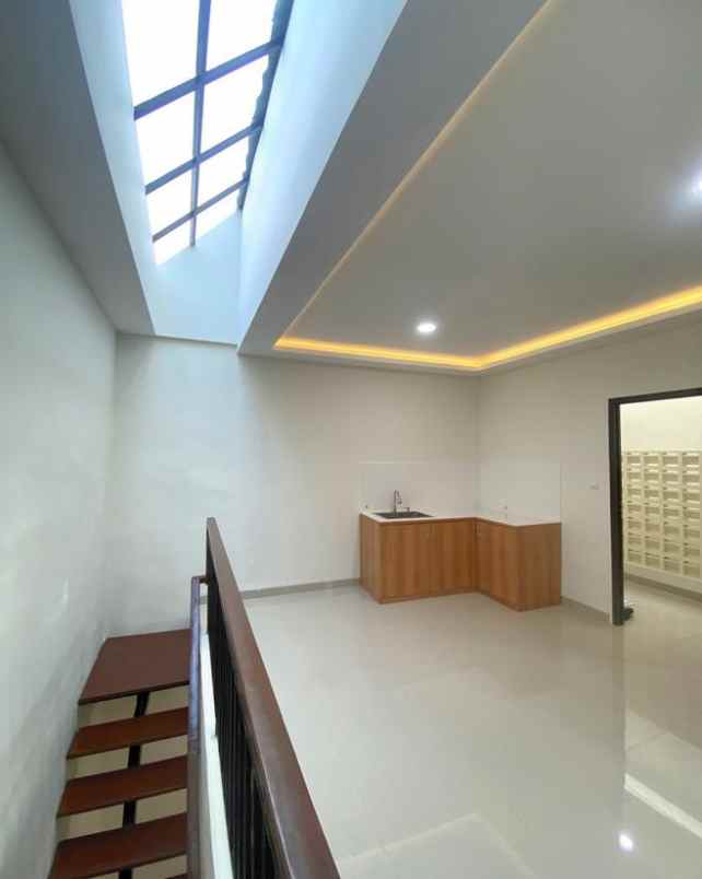 dijual rumah griya cihanjuang