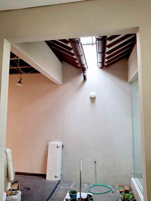 dijual rumah griya loka bsd tangsel