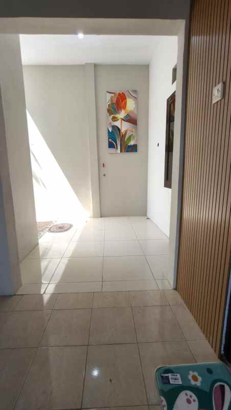 dijual rumah grojogan wirokerten