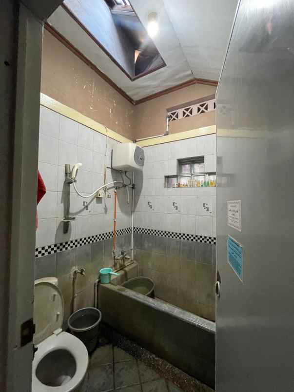 dijual rumah guruminda cisaranten kulon