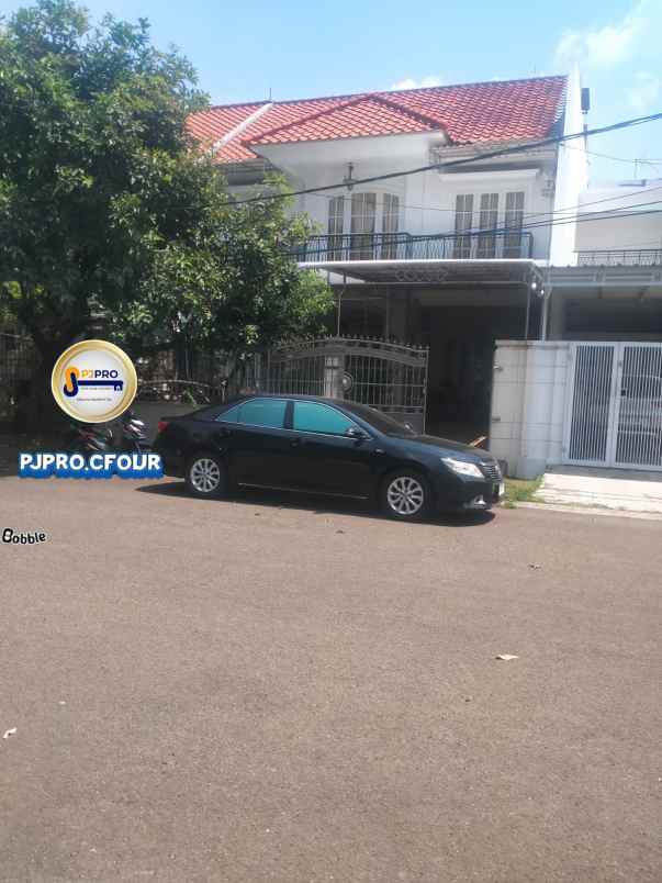 dijual rumah harapan indah cluster