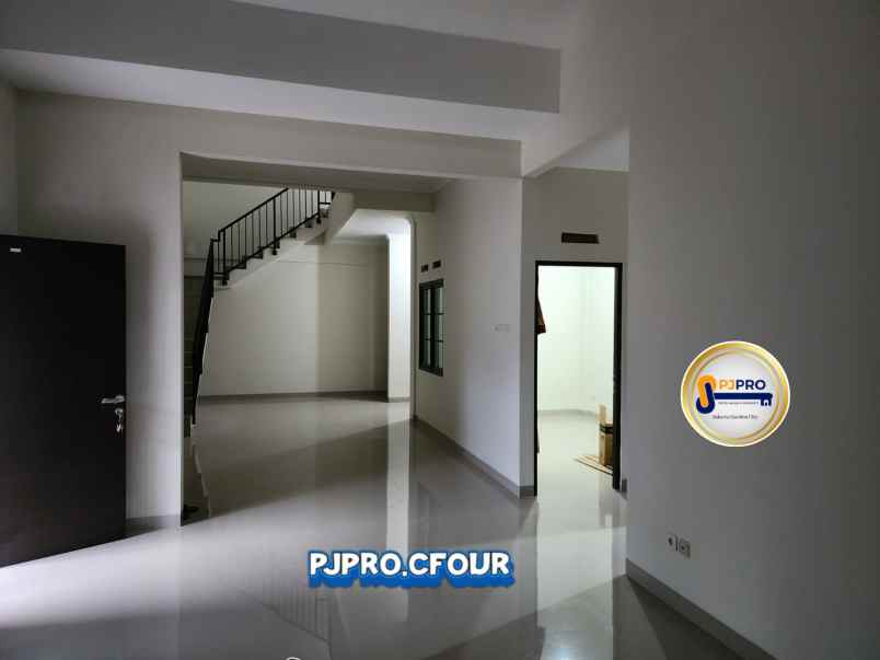 dijual rumah harapan indah cluster ifolia