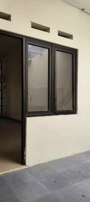 dijual rumah harapan mulya regency