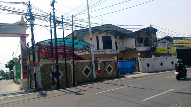 dijual rumah hitung tanah di jakarta selatan