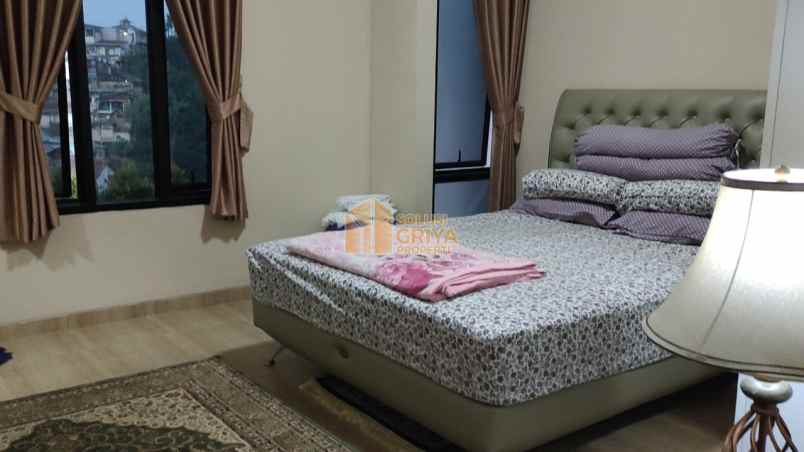 dijual rumah hook full furnished shm pusat kota bogor