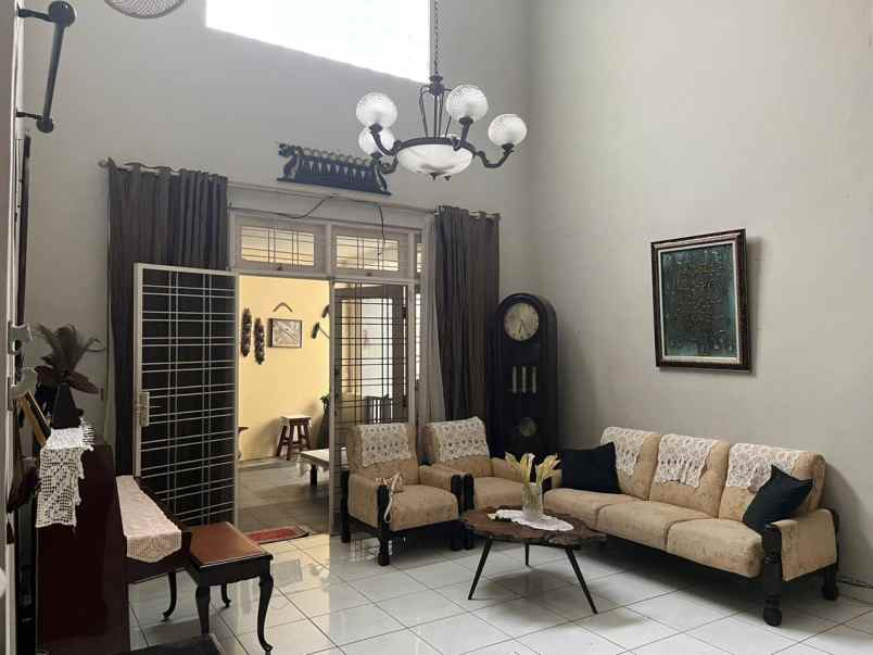 dijual rumah hunian bagus di villa bintaro regency