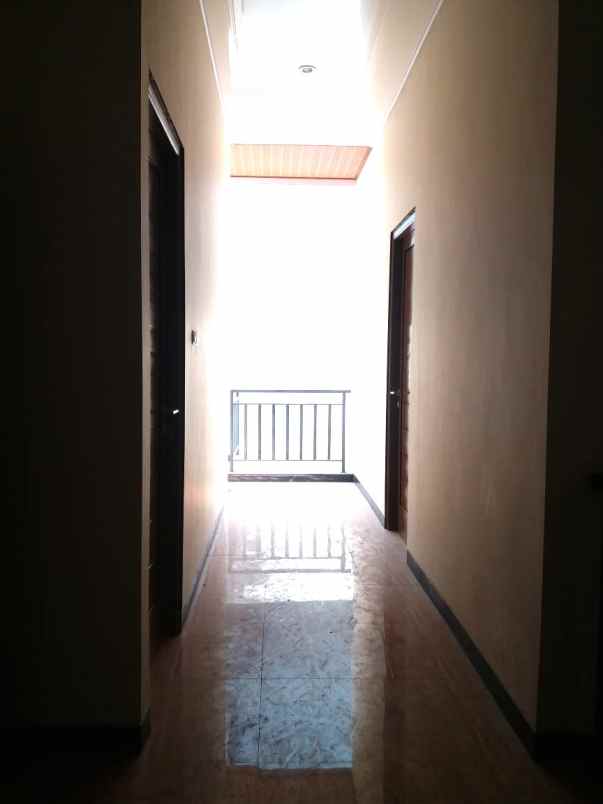 dijual rumah imperial gading sukapura