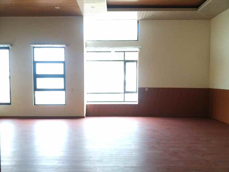 dijual rumah imperial gading sukapura