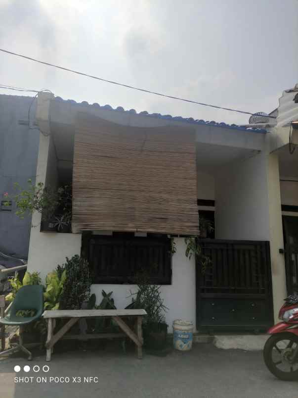 dijual rumah jagakarsa