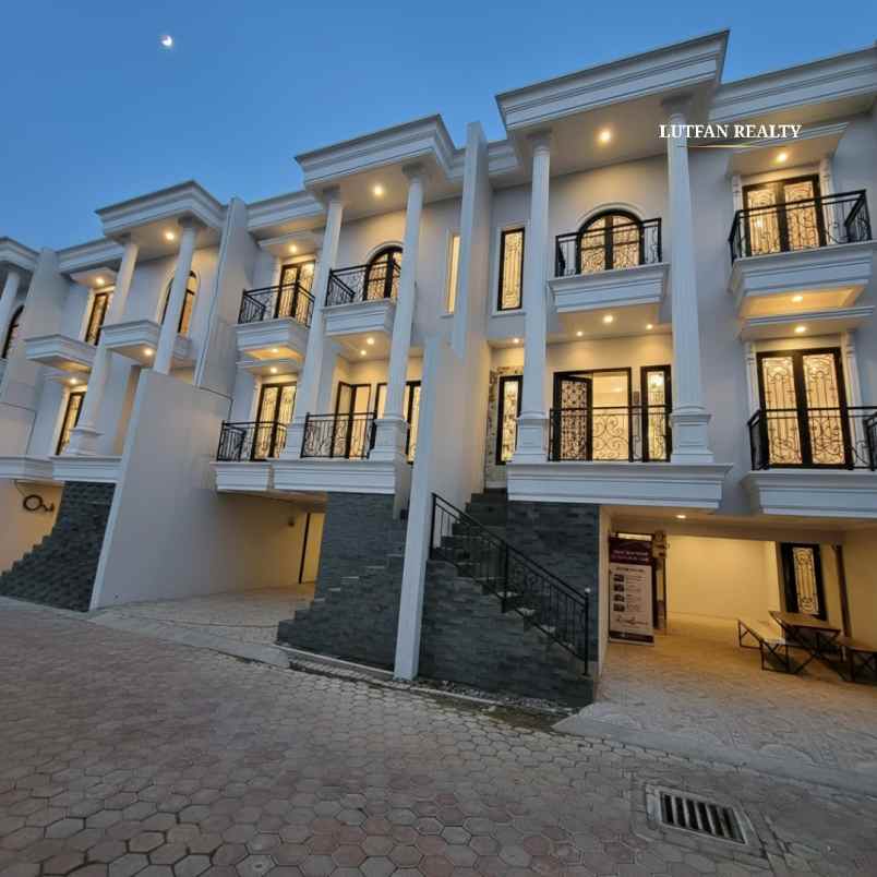 dijual rumah jagakarsa raya