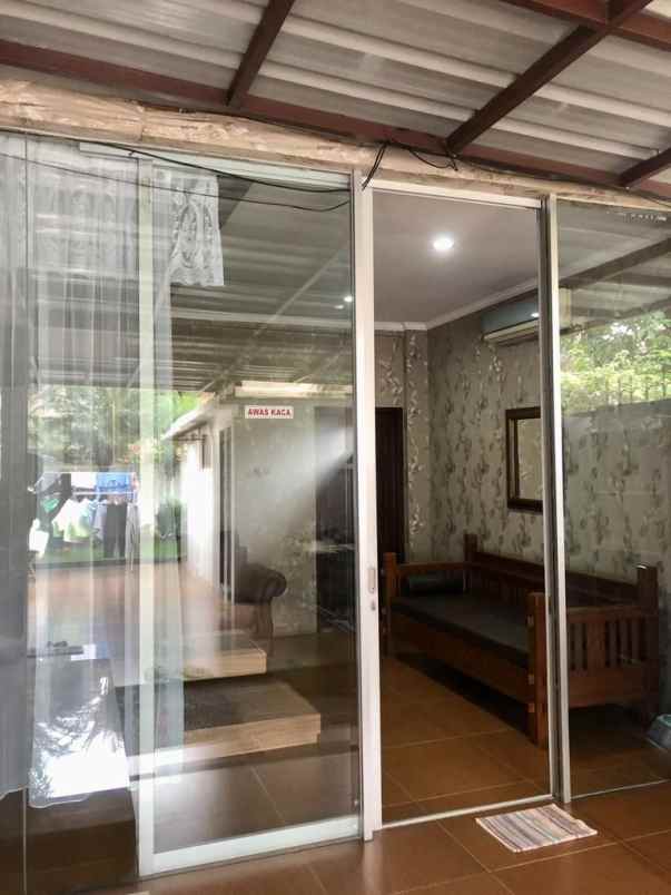 dijual rumah jalan bintaro sektor 3