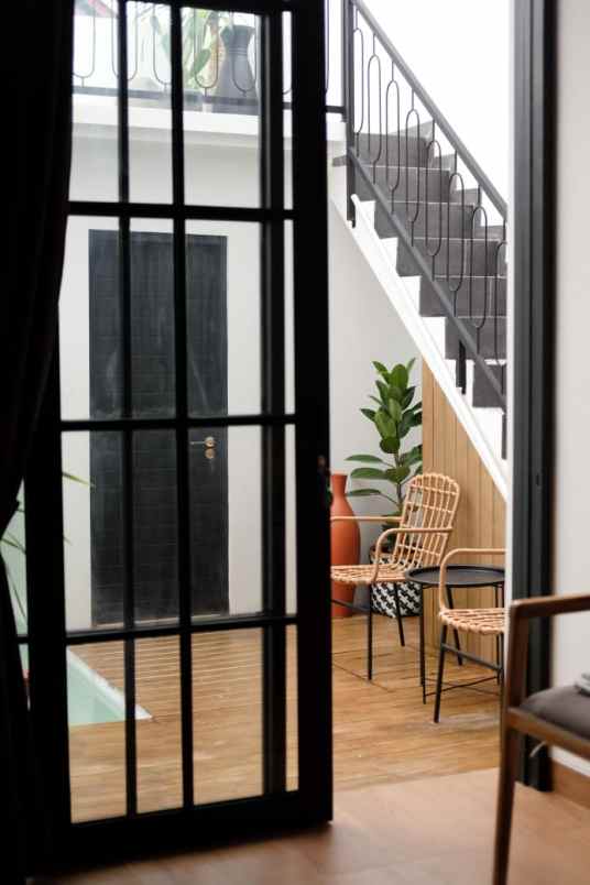 dijual rumah jalan damai