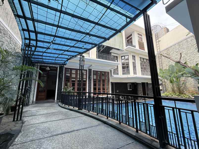 dijual rumah jalan hos cokroaminoto