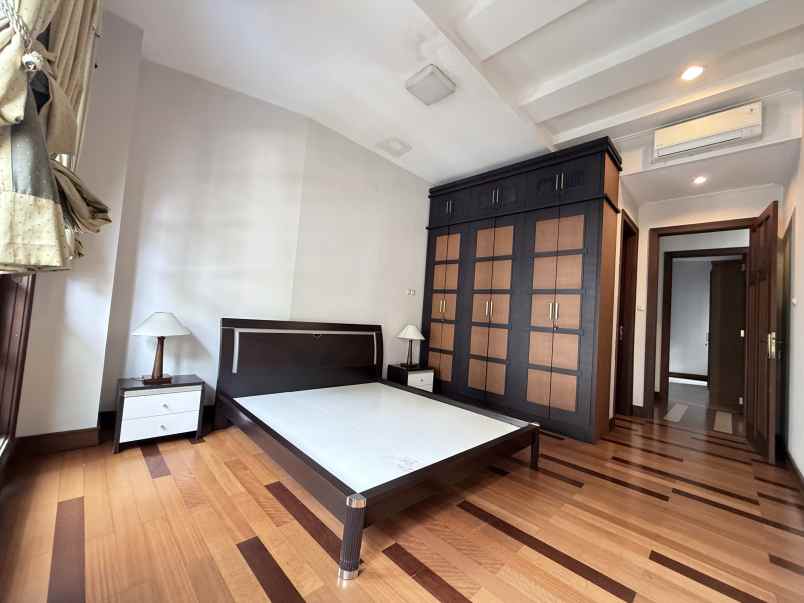 dijual rumah jalan hos cokroaminoto