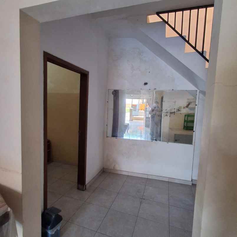 dijual rumah jalan jaksa agung suprapto