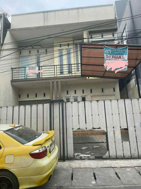 dijual rumah jalan kebon jahe ii