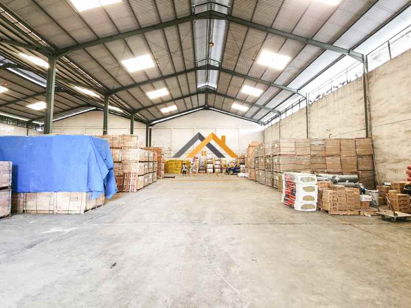 dijual rumah jalan mongonsidi daerah medan polonia