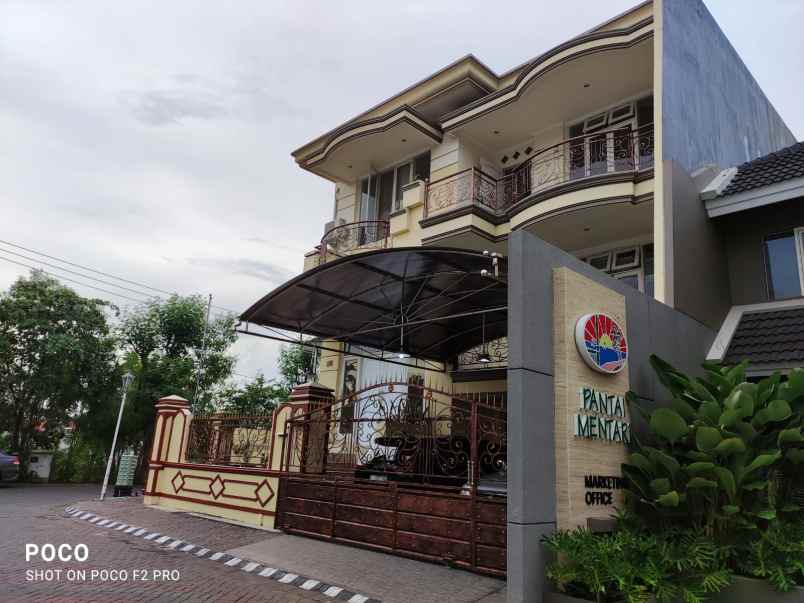 dijual rumah jalan pantai mentari