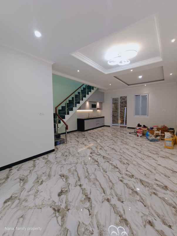 dijual rumah jalan raya larangan joglo