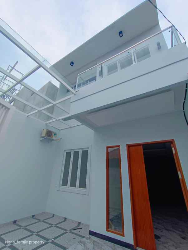 dijual rumah jalan raya larangan joglo