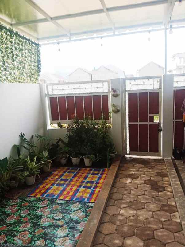 dijual rumah jalan raya sukamukti