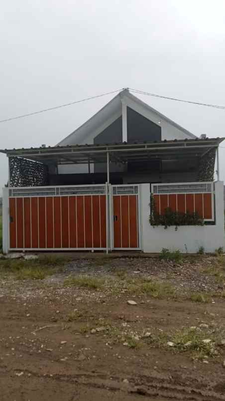 dijual rumah jalan raya sukamukti