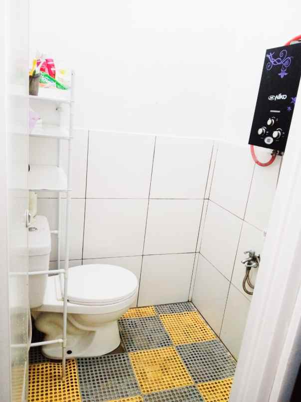 dijual rumah jalan raya sukamukti