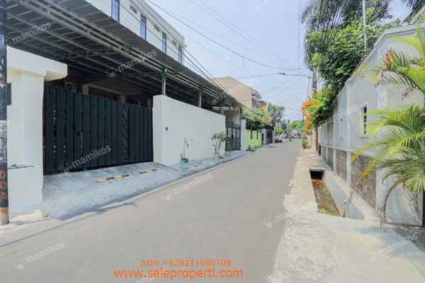 dijual rumah jalan siaga
