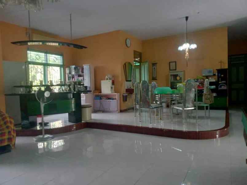 dijual rumah jalan solo km 10 juwangen