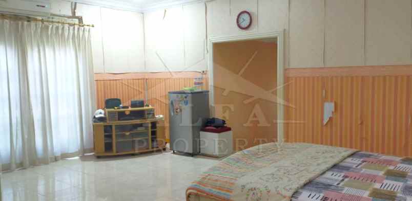 dijual rumah jalan suprapto 4 kota pontianak