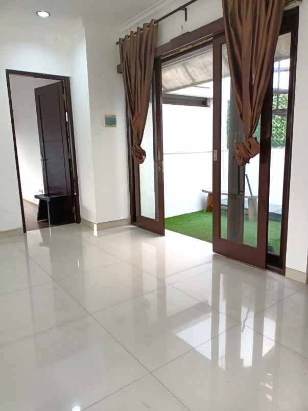 Rumah 2 Lantai Dijual Di Tanah Kusir Jakarta Selatan Nego Sampai Deal