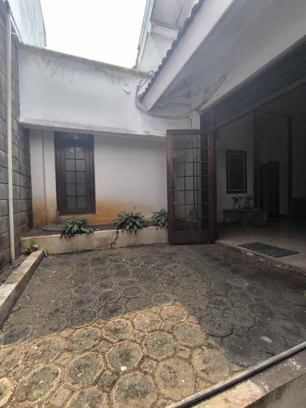 dijual rumah jalan tegal