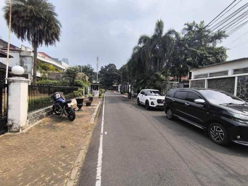 dijual rumah jalan tegal