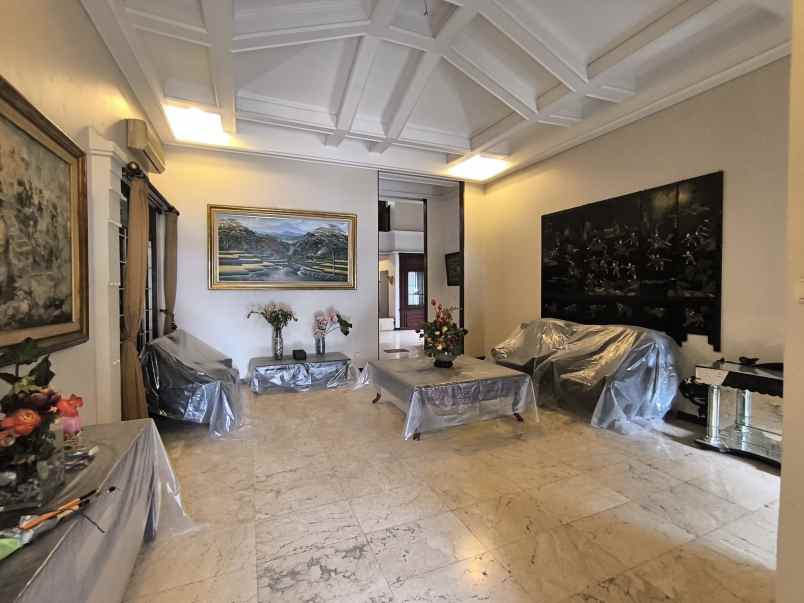 dijual rumah jalan tegal