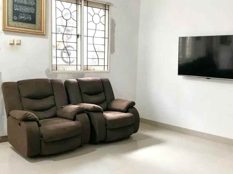 dijual rumah jatimakmur