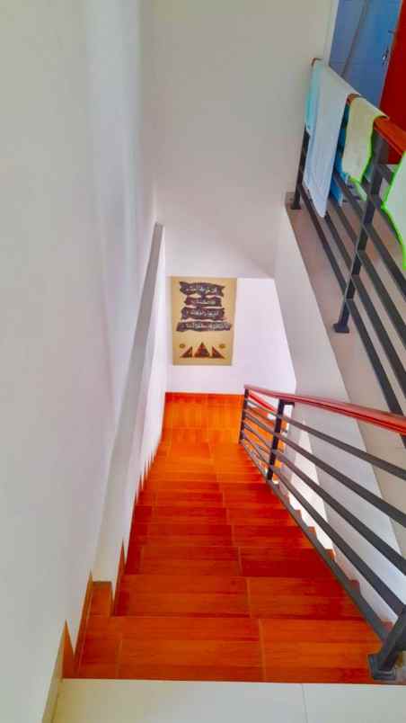 dijual rumah jl bojong koneng pahlawan