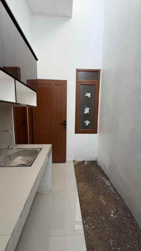 dijual rumah jl cijambe cinunuk cileunyi