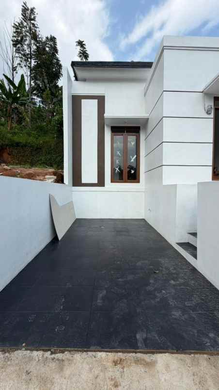 dijual rumah jl cijambe cinunuk cileunyi