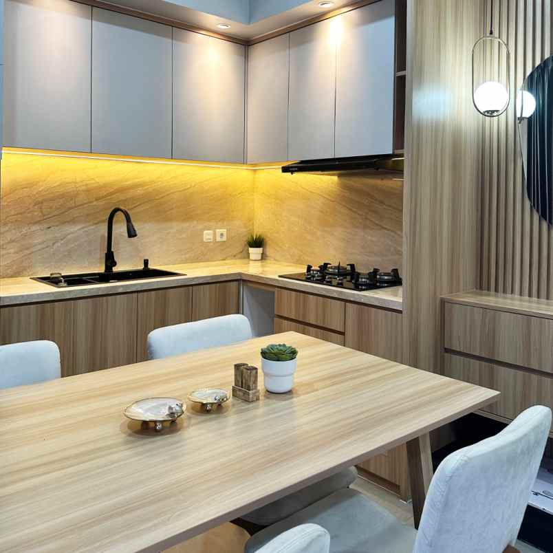 dijual rumah jl cirendeu indah iii rt 4