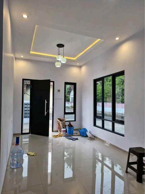 dijual rumah jl godean km 10