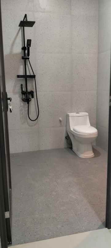dijual rumah jl hadiah utama ii f no