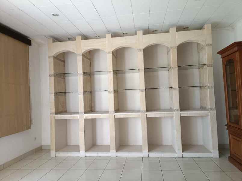 dijual rumah jl karang asem tengah