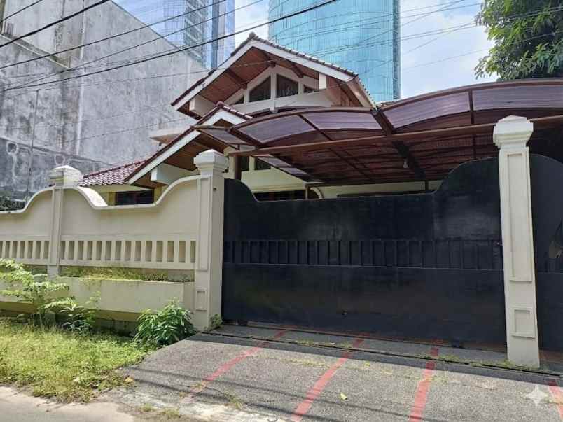 dijual rumah jl karang asem tengah