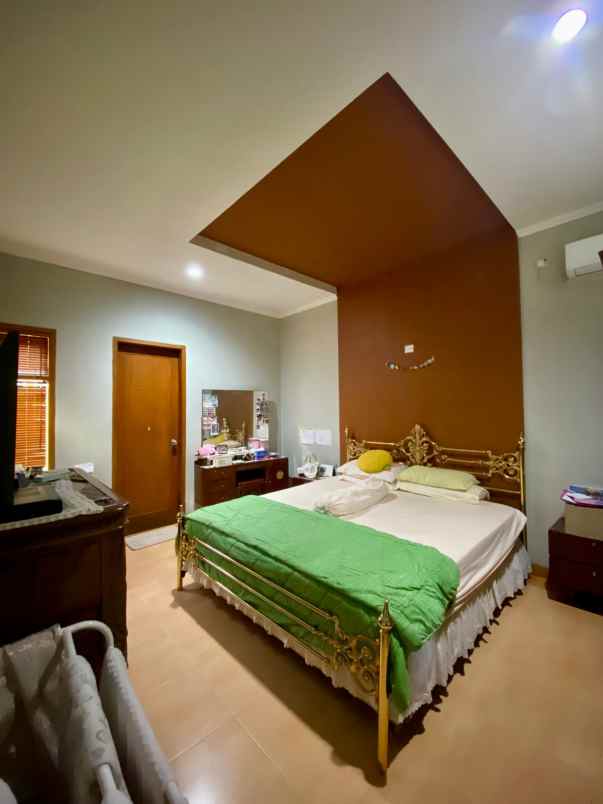 dijual rumah jl kintamani raya