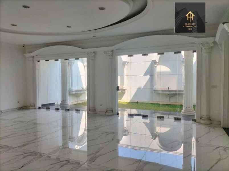 dijual rumah jl komplek batununggal indah