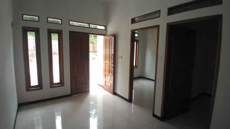 dijual rumah jl letda lukito jatiroke